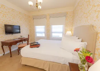 Stanyan Park Hotel hotel thumbnail 3