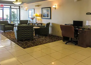 Quality Inn Winder hotel thumbnail 2