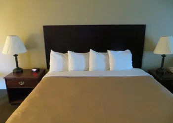 Quality Inn Winder hotel thumbnail 8