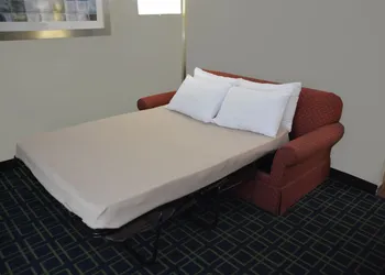 Quality Inn And Suites Dublin hotel thumbnail 6