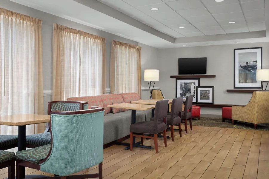 Hampton Inn Panama City Beach hotel detail image 2