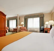 Holiday Inn Express Pittsburgh North by IHG hotel detail image 3