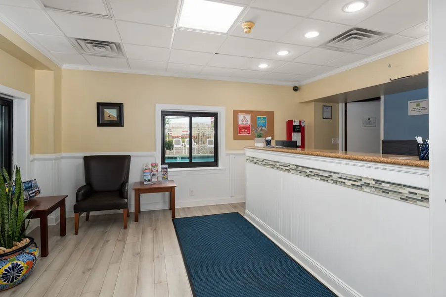 Coastal Palms Inn & Suites hotel detail image 2