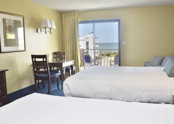 Coastal Palms Inn & Suites hotel thumbnail 6