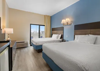 Coastal Palms Inn & Suites hotel thumbnail 7