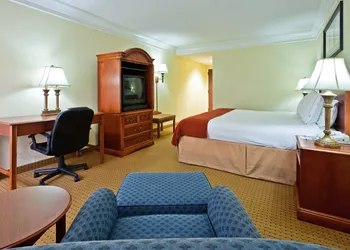 Holiday Inn Express Ringgold by IHG hotel thumbnail 5
