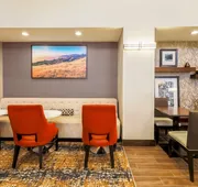 Hampton Inn & Suites Windsor - Sonoma Wine Country hotel detail image 4