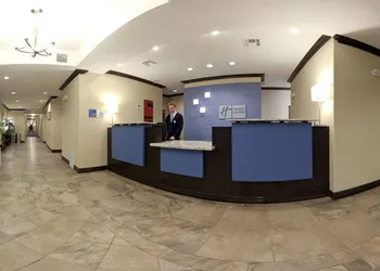 Holiday Inn Express Hotel & Suites Albuquerque Airport by IHG hotel thumbnail 2