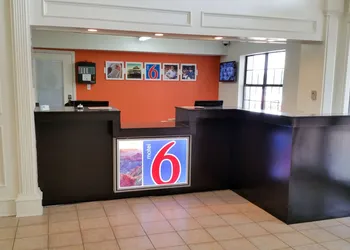 Motel 6 Palestine, TX hotel thumbnail 2