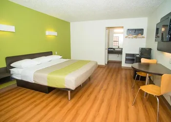 Motel 6 Palestine, TX hotel thumbnail 5