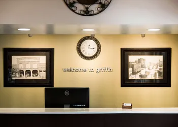 Americas Best Value Inn & Suites Griffin hotel thumbnail 3