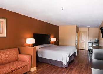Americas Best Value Inn & Suites Griffin hotel thumbnail 8