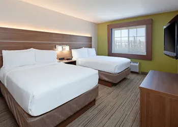 Holiday Inn Express Hotel & Suites San Diego-Escondido by IHG hotel thumbnail 3