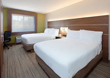 Holiday Inn Express Hotel & Suites San Diego-Escondido by IHG hotel thumbnail 6