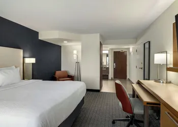Courtyard by Marriott Richmond Chester hotel thumbnail 8