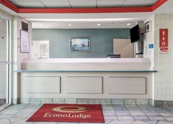 Econo Lodge Morristown West hotel thumbnail 5