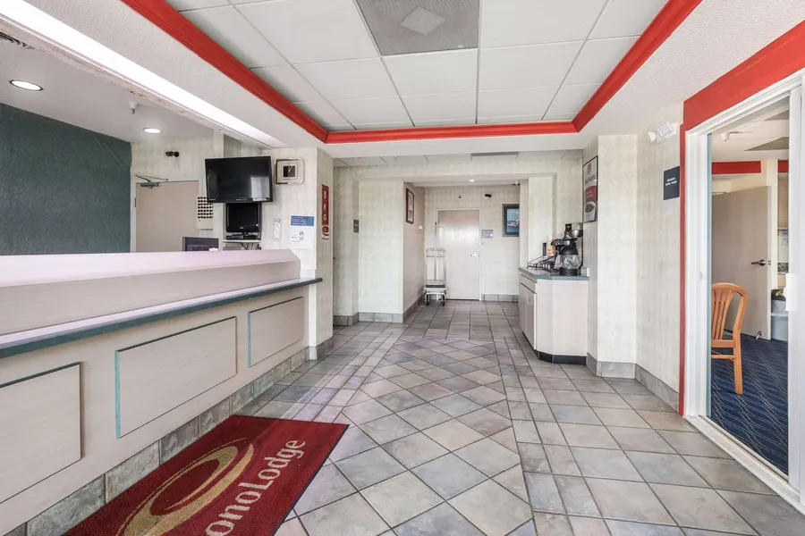 Econo Lodge Morristown West hotel detail image 6