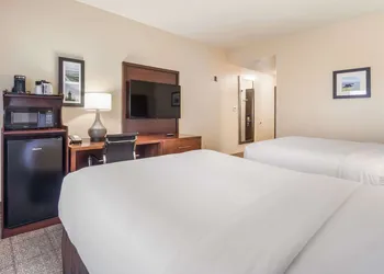 Comfort Inn Newport hotel thumbnail 8