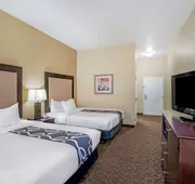 La Quinta Inn & Suites by Wyndham Vicksburg hotel detail image 5