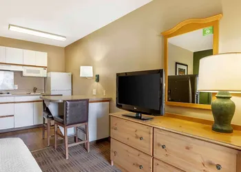 Extended Stay America Select Suites Phoenix Mesa West hotel thumbnail 8