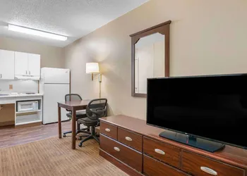 Extended Stay America Select Suites Phoenix Mesa West hotel thumbnail 6