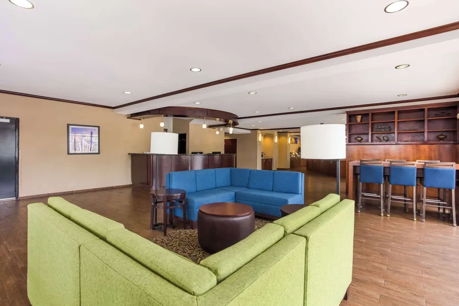 Comfort Suites Saraland - North Mobile hotel detail image 2