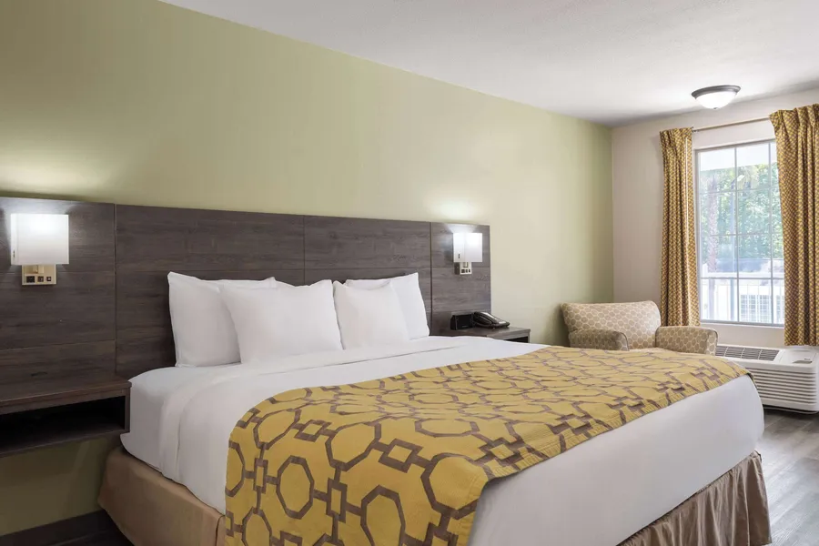 Baymont by Wyndham Kingsland hotel detail image 6