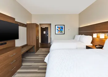 Holiday Inn Express & Suites Milan – Sandusky Area by IHG hotel thumbnail 4