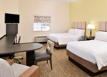 Candlewood Suites Winchester by IHG hotel thumbnail 5