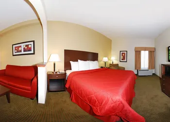 Comfort Inn & Suites Moss Point Pascagoula hotel thumbnail 7