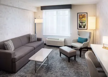 Hilton Garden Inn Washington DC Downtown hotel thumbnail 7