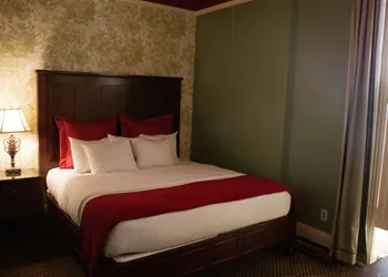 The Crescent Hotel and Spa hotel thumbnail 6