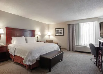 Hampton Inn & Suites Williamsburg-Richmond Rd. hotel thumbnail 6