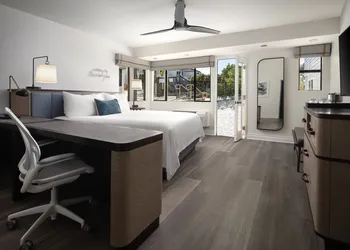 Hotel Indigo San Diego Del Mar by IHG hotel thumbnail 8
