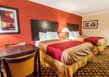 Econo Lodge Richmond Hill hotel thumbnail 6