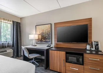 Best Western Atlanta-Marietta Ballpark Hotel hotel thumbnail 8