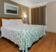 HomeTowne Studios by Red Roof Orlando - UCF Area hotel detail image 3