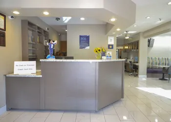 Days Inn & Suites by Wyndham Airport Albuquerque hotel thumbnail 4