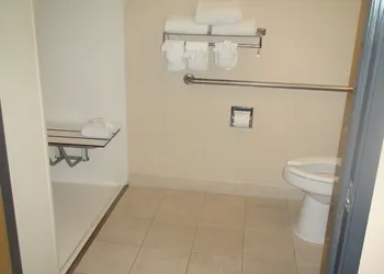 Days Inn & Suites by Wyndham Airport Albuquerque hotel thumbnail 6