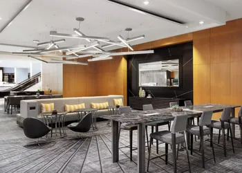 Crystal Gateway Marriott hotel thumbnail 2