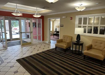 Red Roof Inn Southfield hotel thumbnail 2