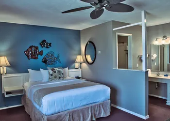 Lovers Point Inn hotel thumbnail 3