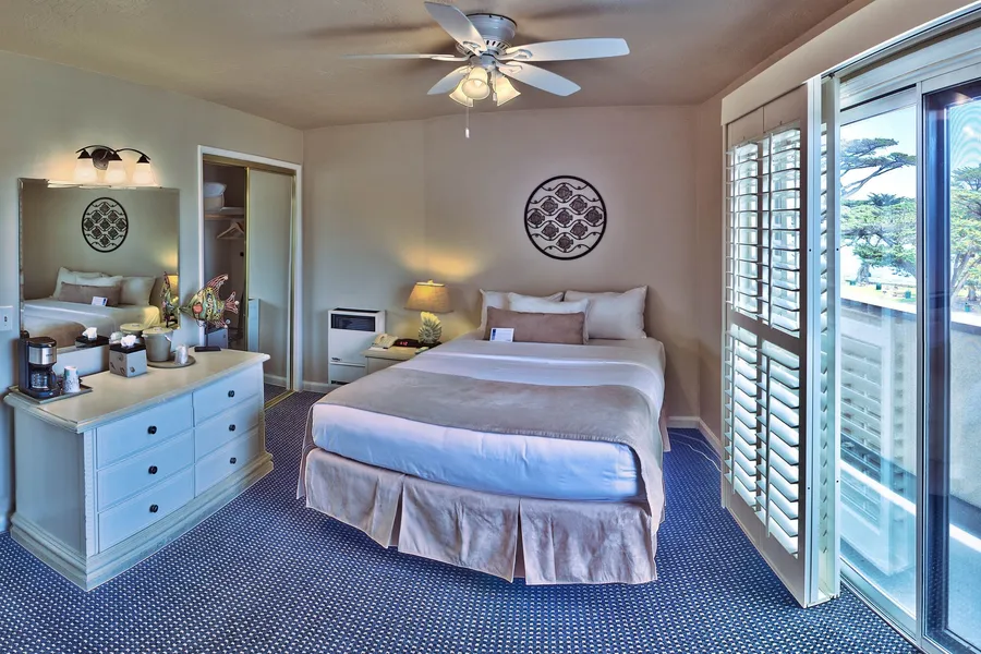 Lovers Point Inn hotel detail image 6