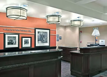 Hampton Inn Lake Havasu City hotel thumbnail 4