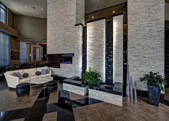 Hampton Inn & Suites Nashville Downtown hotel thumbnail 3