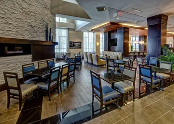 Hampton Inn & Suites Nashville Downtown hotel thumbnail 5