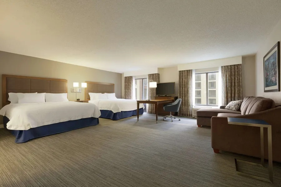 Hampton Inn & Suites Nashville Downtown hotel detail image 6