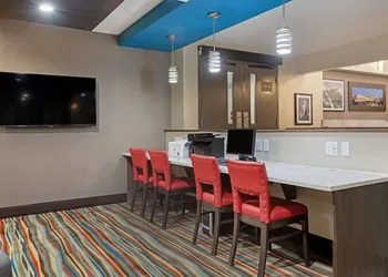 Best Western Plus Port O'Call Hotel hotel thumbnail 4