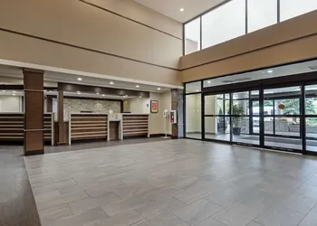 Best Western Plus Port O'Call Hotel hotel thumbnail 8