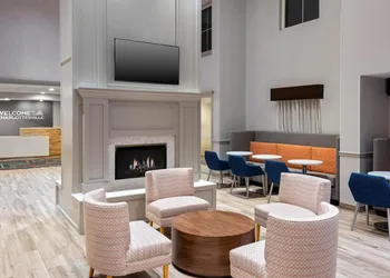 Hampton Inn & Suites Charlottesville-At the University hotel thumbnail 3